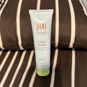 New Pixi Skintreats Clarity Cleanser